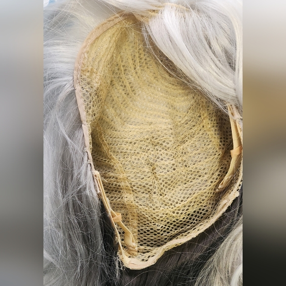 Leg Avenue Multicolor Long Wavy Wig - Picture 4 of 5